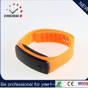 2015 Hot Selling Customize Silicone LED Touch Screen Smart Watch (DC-1172)